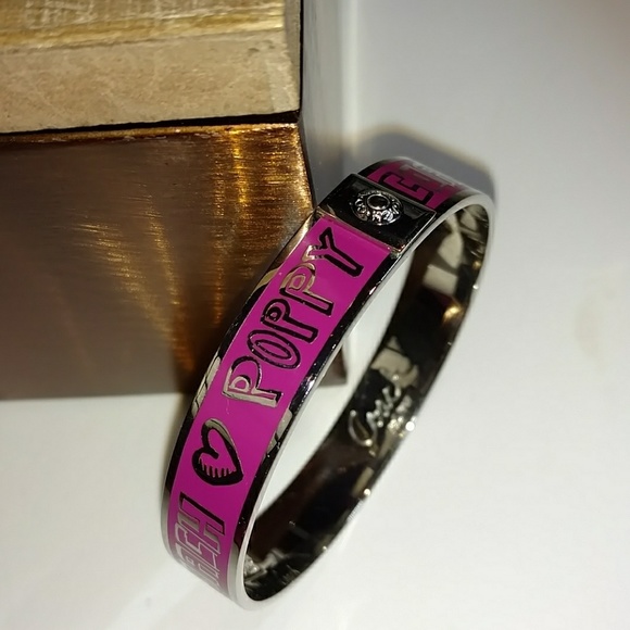 COACH POPPY HEART BANGLE BRACELET - Picture 3 of 8